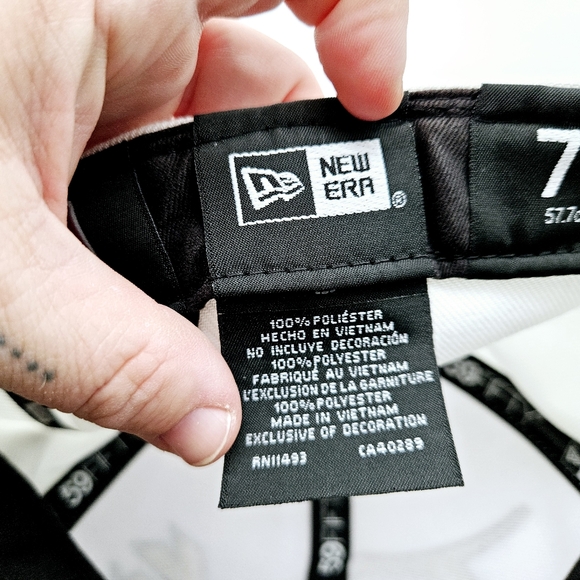 NEW ERA | Toronto Raptors NBA Basketball fitted cap hat - Picture 10 of 11